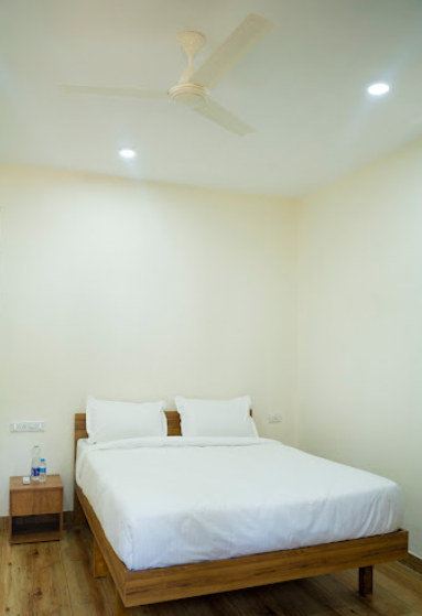 Adiraj Beach Resort  Diveagar | Deluxe Room